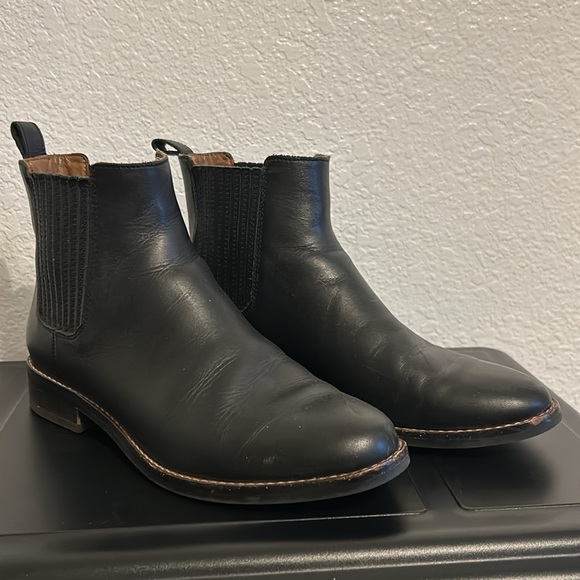 Thursday Everyday Black Chelsea Boots - Picture 6 of 13
